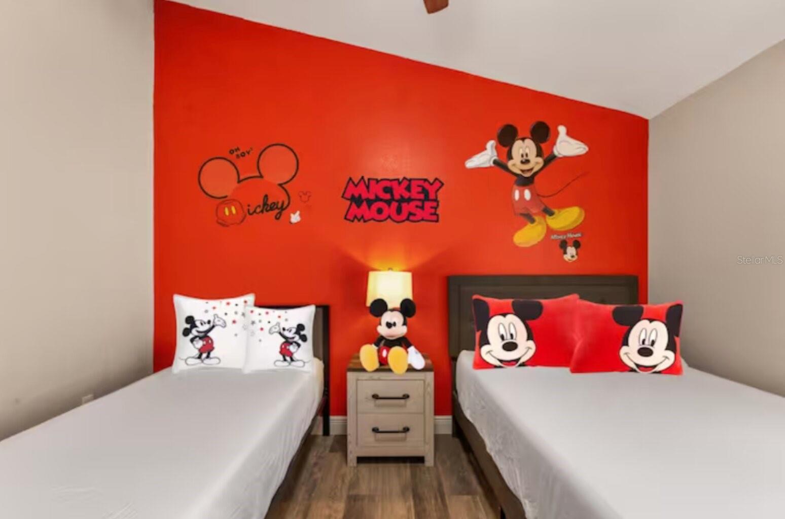 Image 4 of 19 For 4715 Cumbrian Lakes Drive