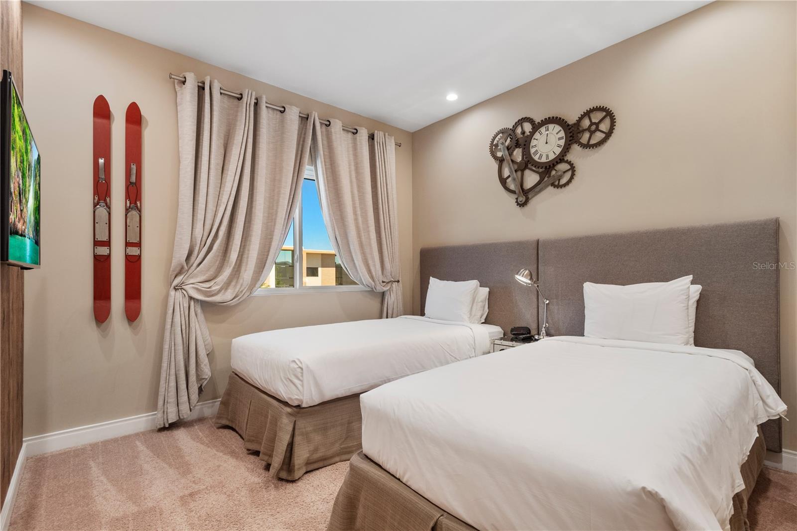 Image 49 of 52 For 7580 Brooklyn Drive