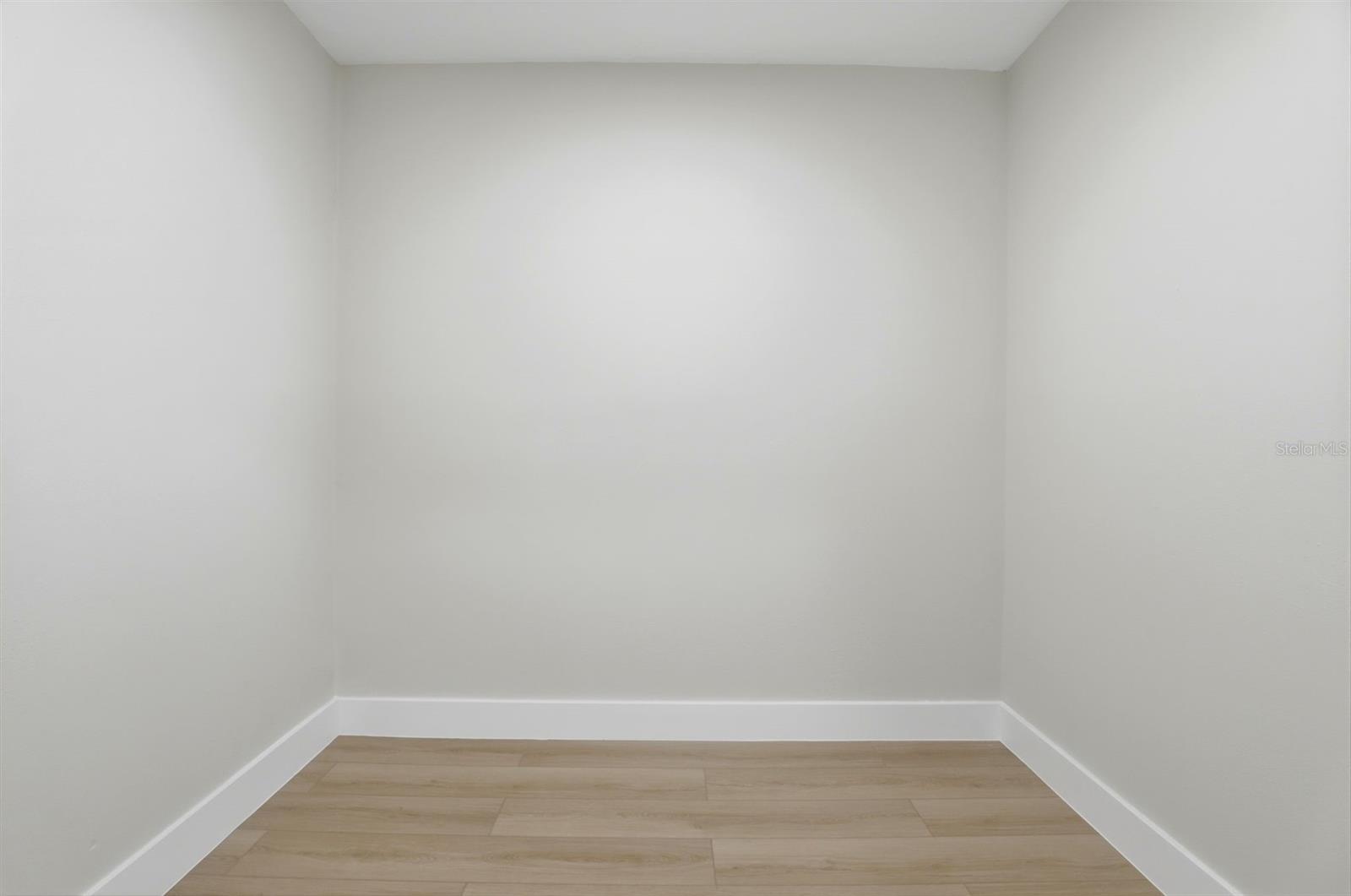 Image 20 of 39 For 4900 Hidden Pine Place