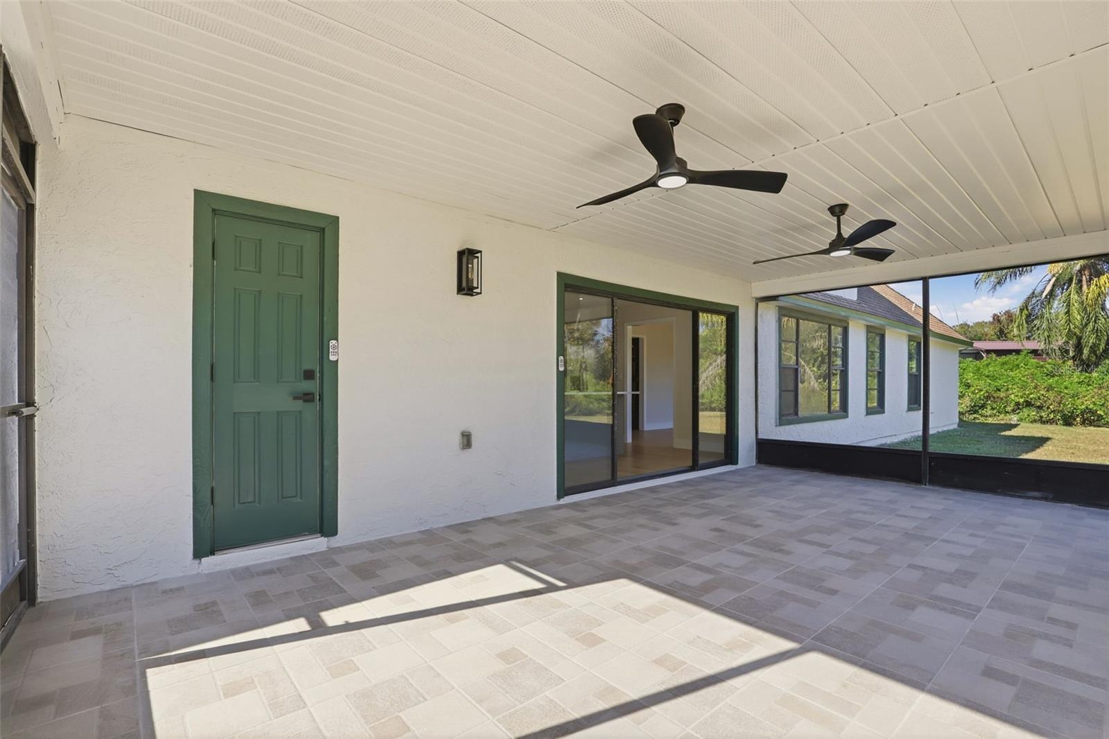 Image 27 of 39 For 4900 Hidden Pine Place