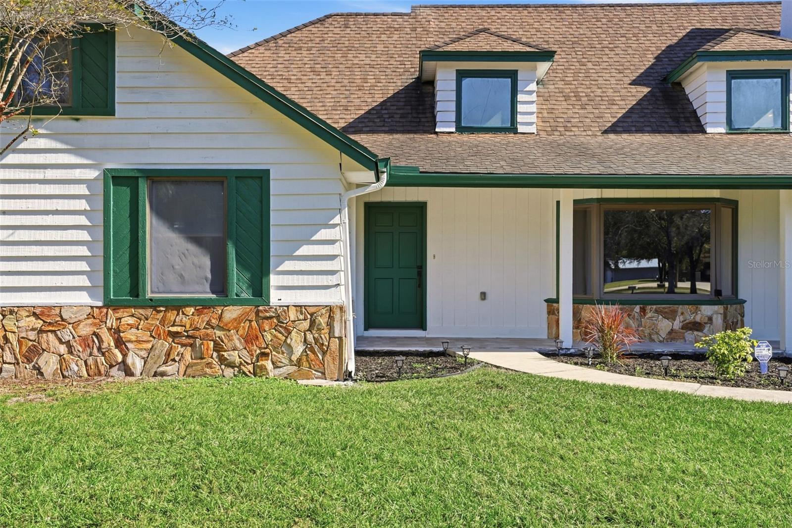 Image 4 of 39 For 4900 Hidden Pine Place