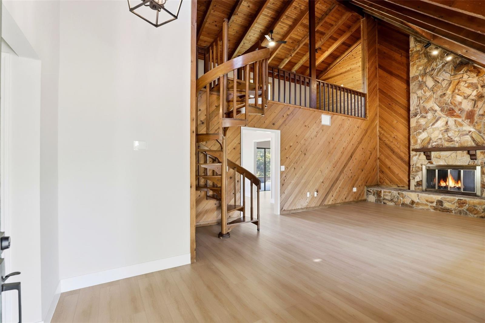 Image 8 of 39 For 4900 Hidden Pine Place