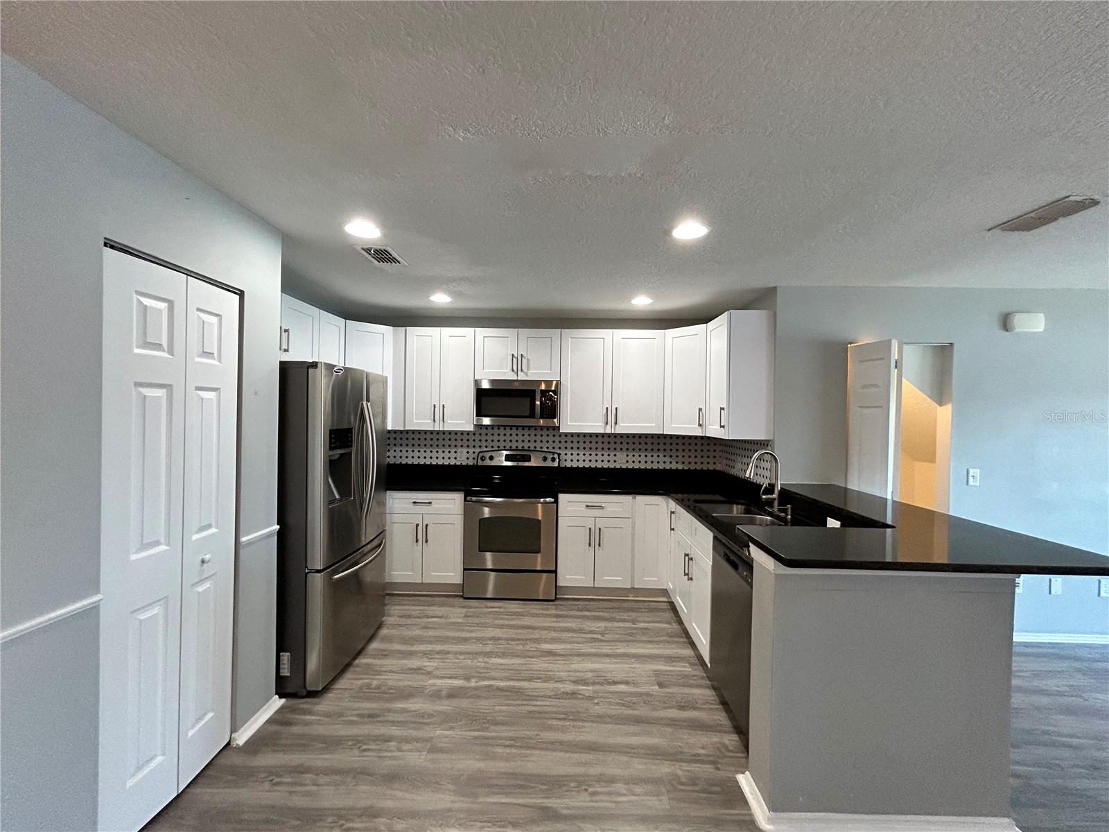 Image 4 of 18 For 3779 Eagle Preserve Point