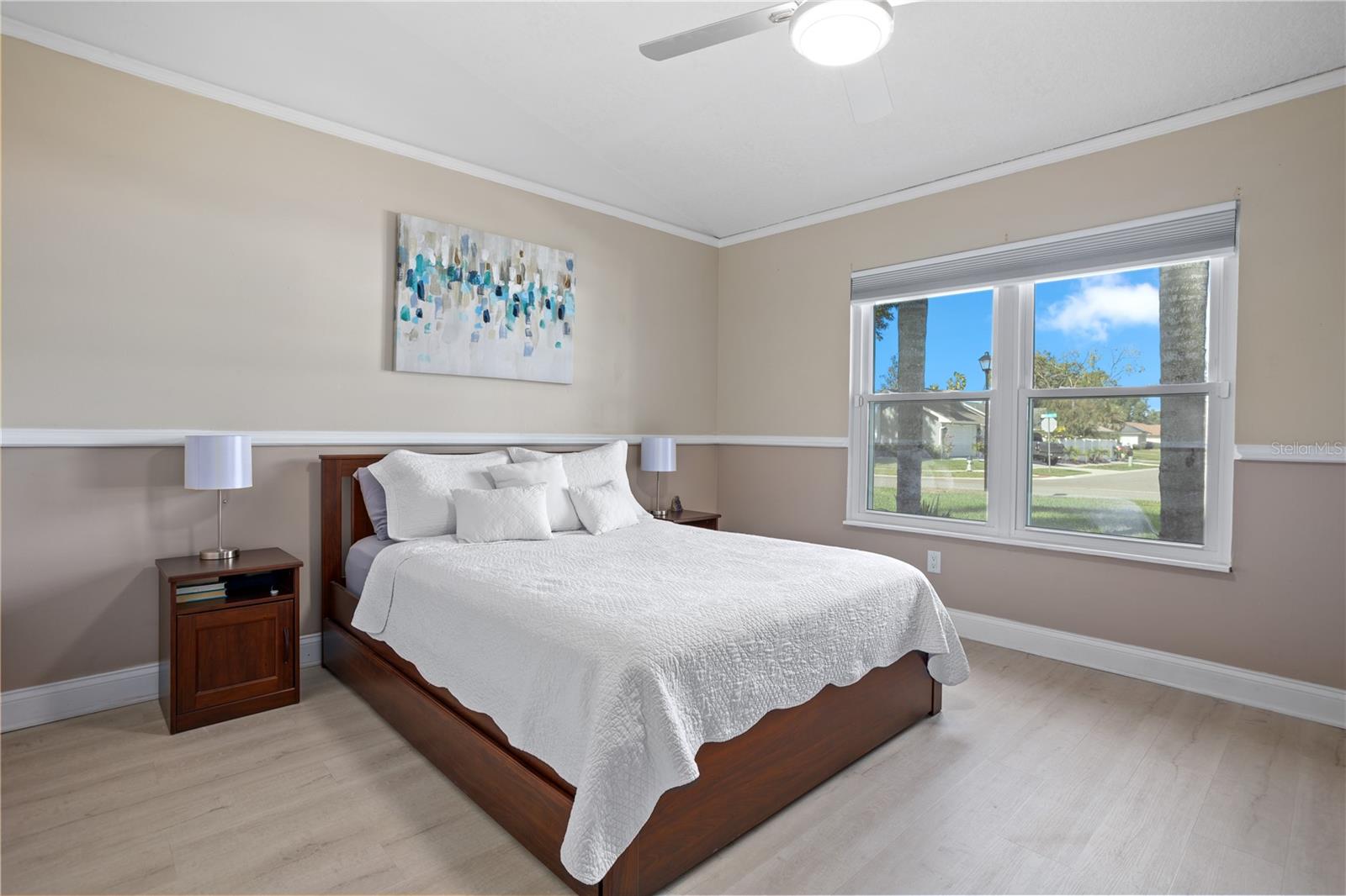 Image 15 of 38 For 7550 Herricks Loop