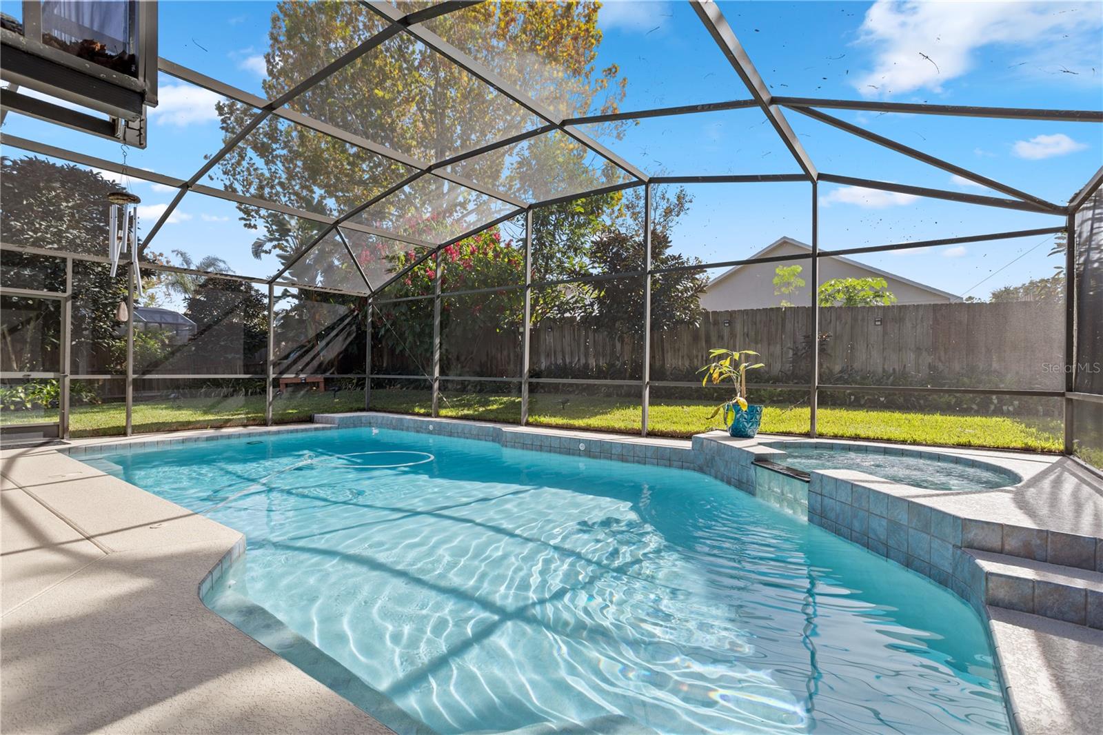 Image 29 of 38 For 7550 Herricks Loop