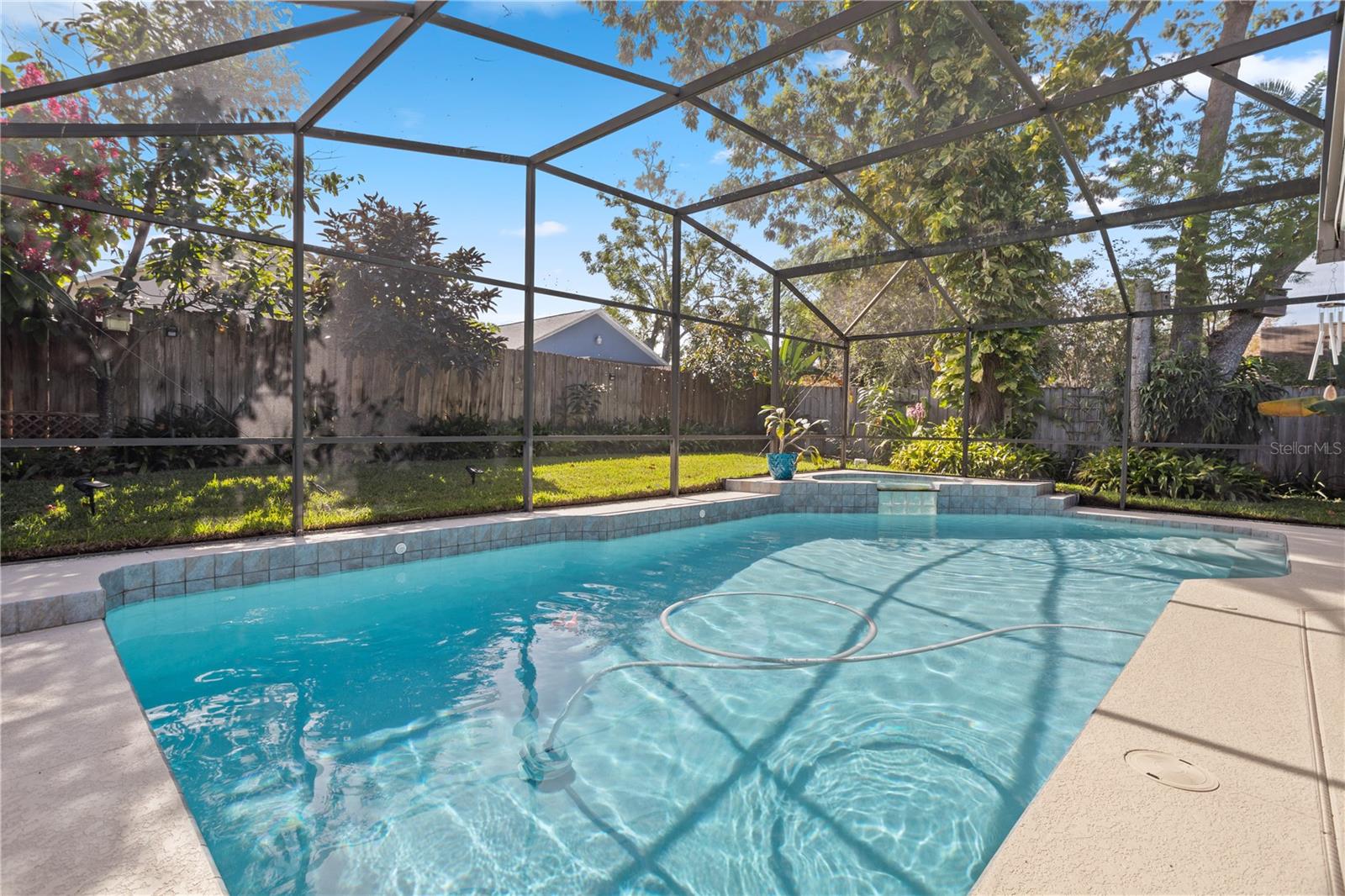 Image 30 of 38 For 7550 Herricks Loop