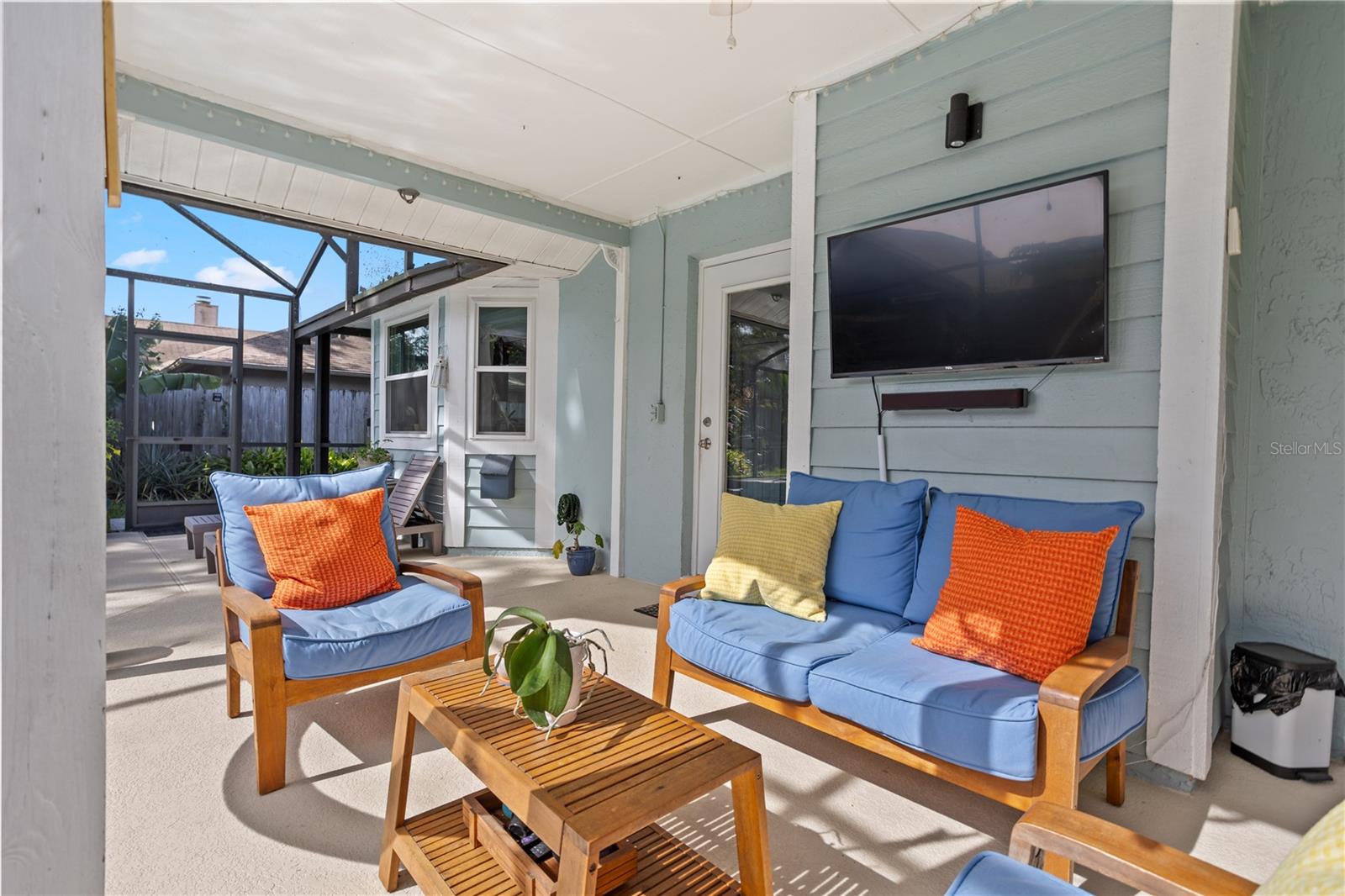 Image 33 of 38 For 7550 Herricks Loop