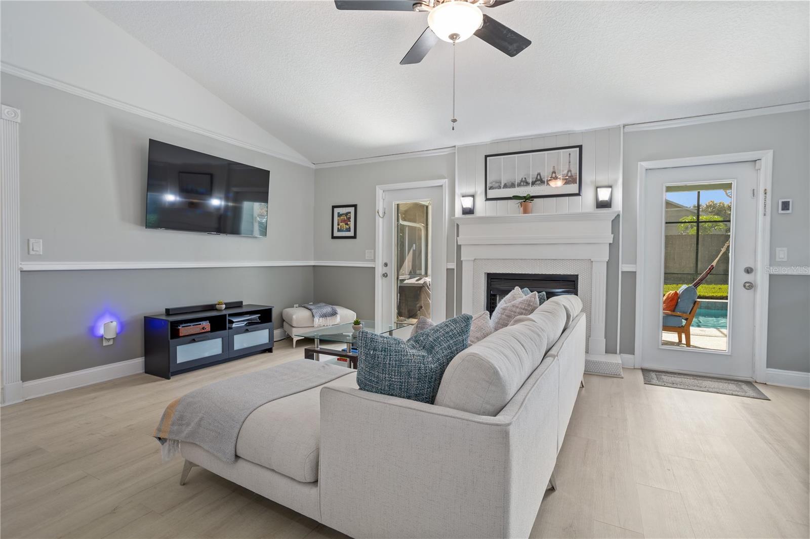 Image 7 of 38 For 7550 Herricks Loop