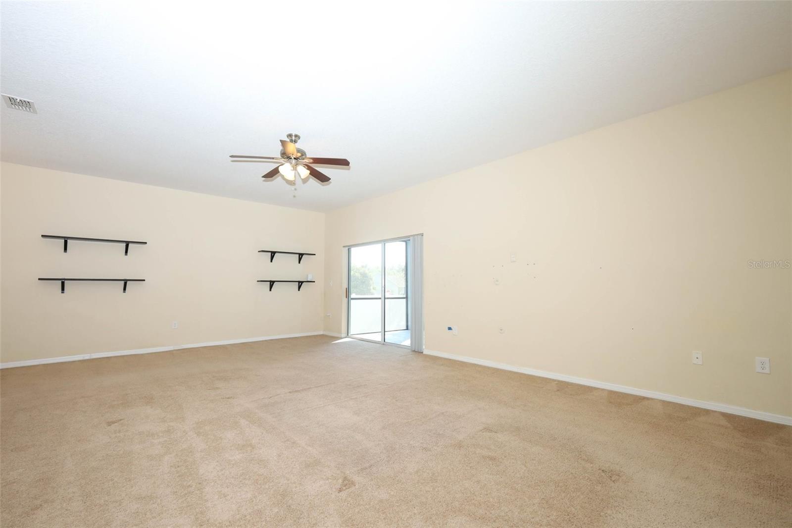 Image 18 of 58 For 1022 Alston Bay Boulevard