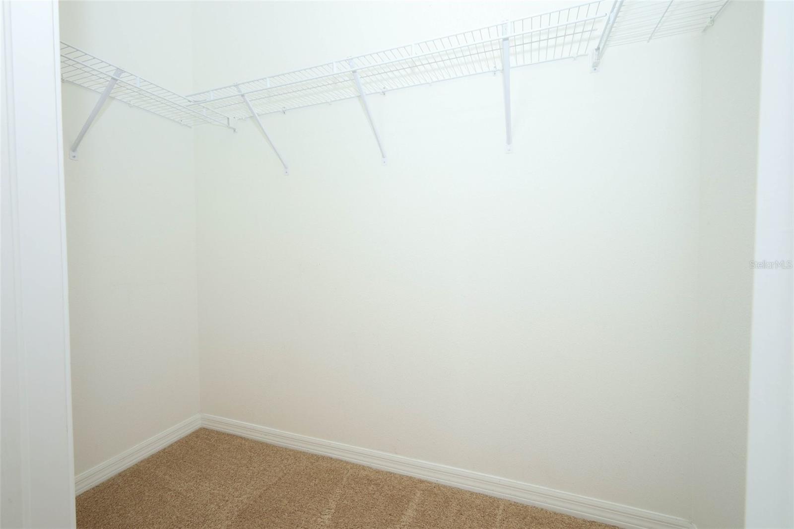 Image 32 of 58 For 1022 Alston Bay Boulevard