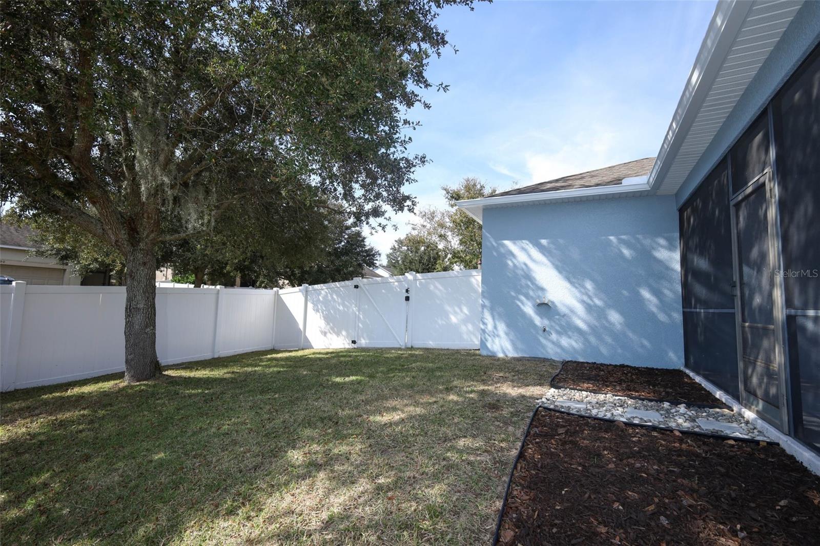 Image 45 of 58 For 1022 Alston Bay Boulevard