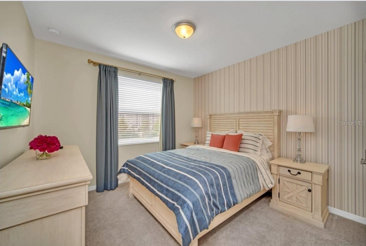 Image 7 of 17 For 4741 Clock Tower Drive 208