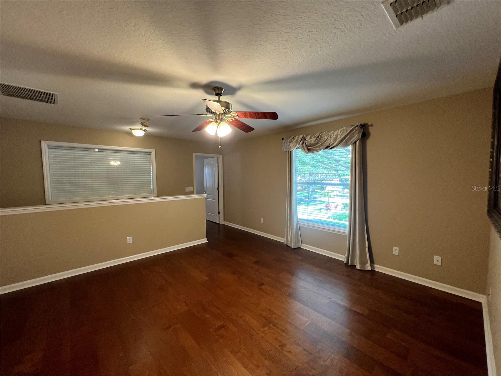 Image 18 of 28 For 7904 Westminster Abbey Boulevard