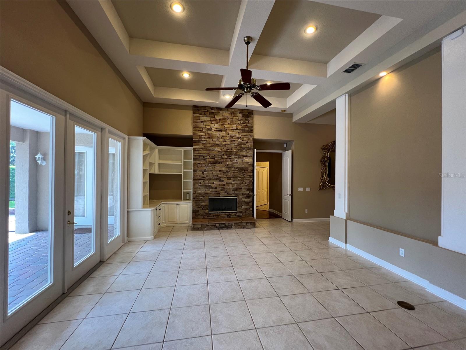 Image 7 of 28 For 7904 Westminster Abbey Boulevard