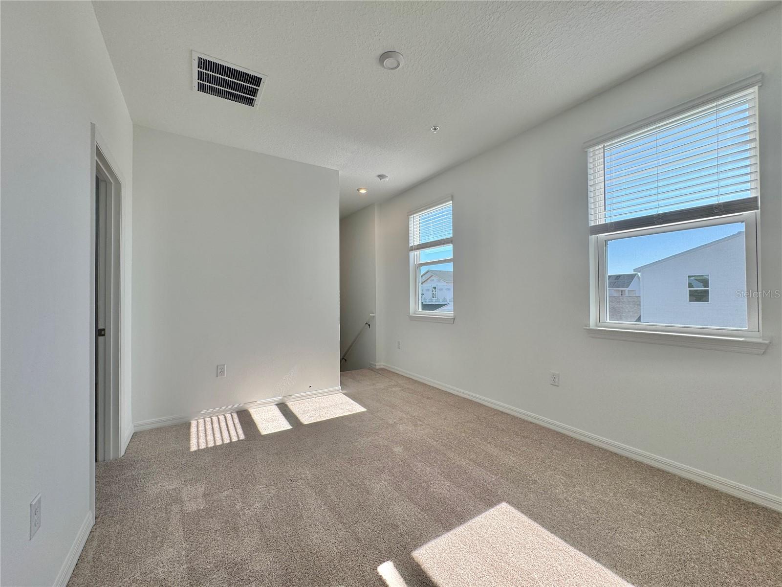 Image 13 of 21 For 301 Platform Lane