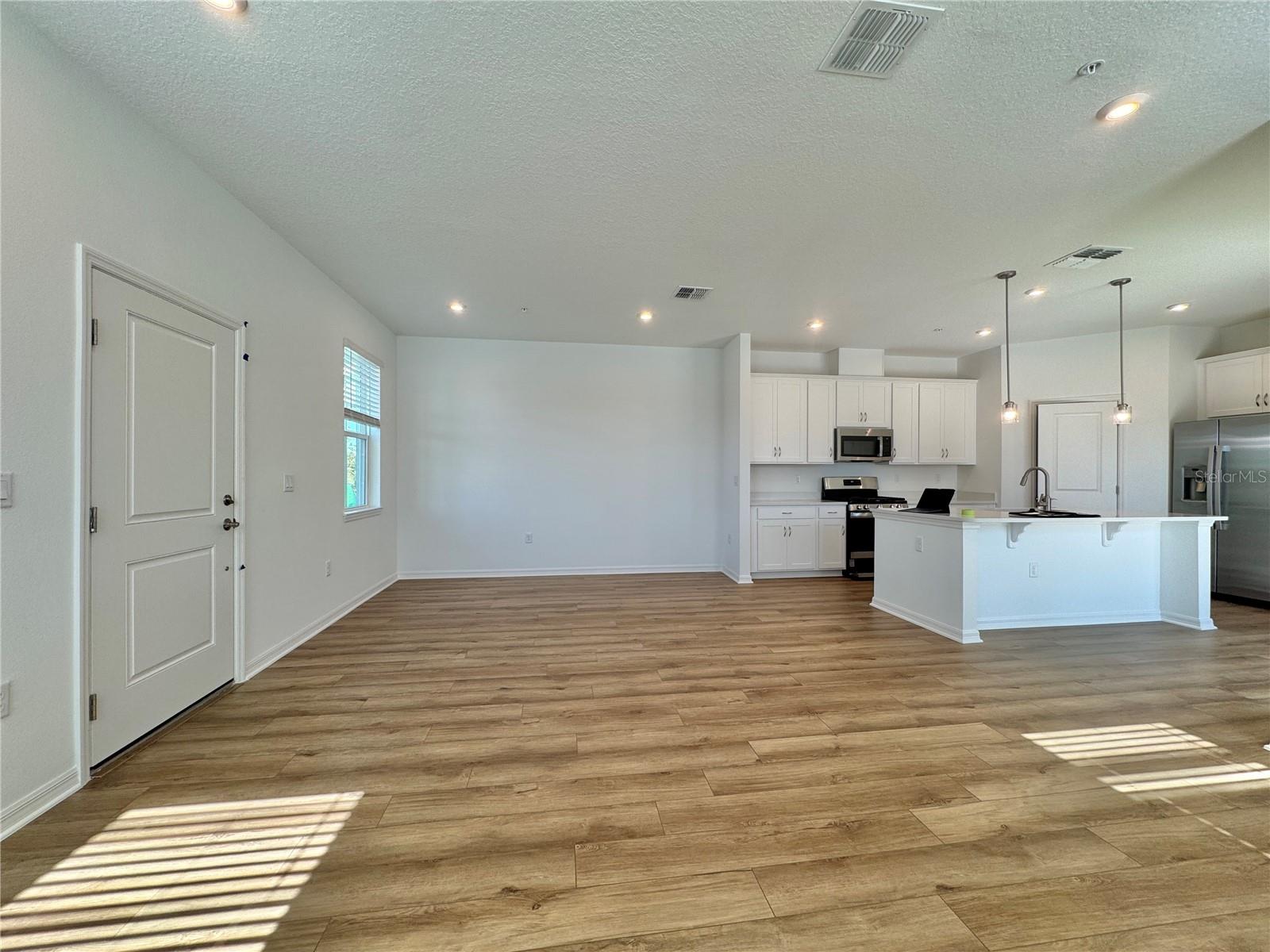 Image 2 of 21 For 301 Platform Lane