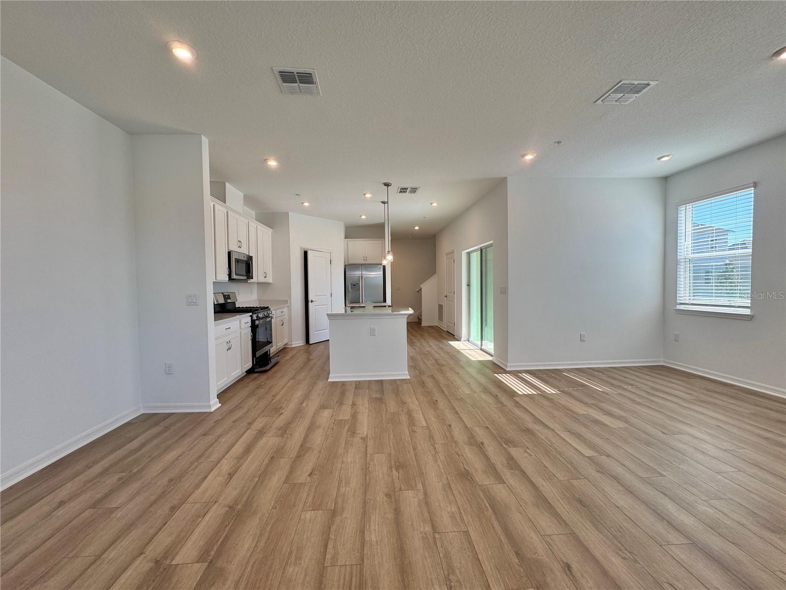 Image 3 of 21 For 301 Platform Lane