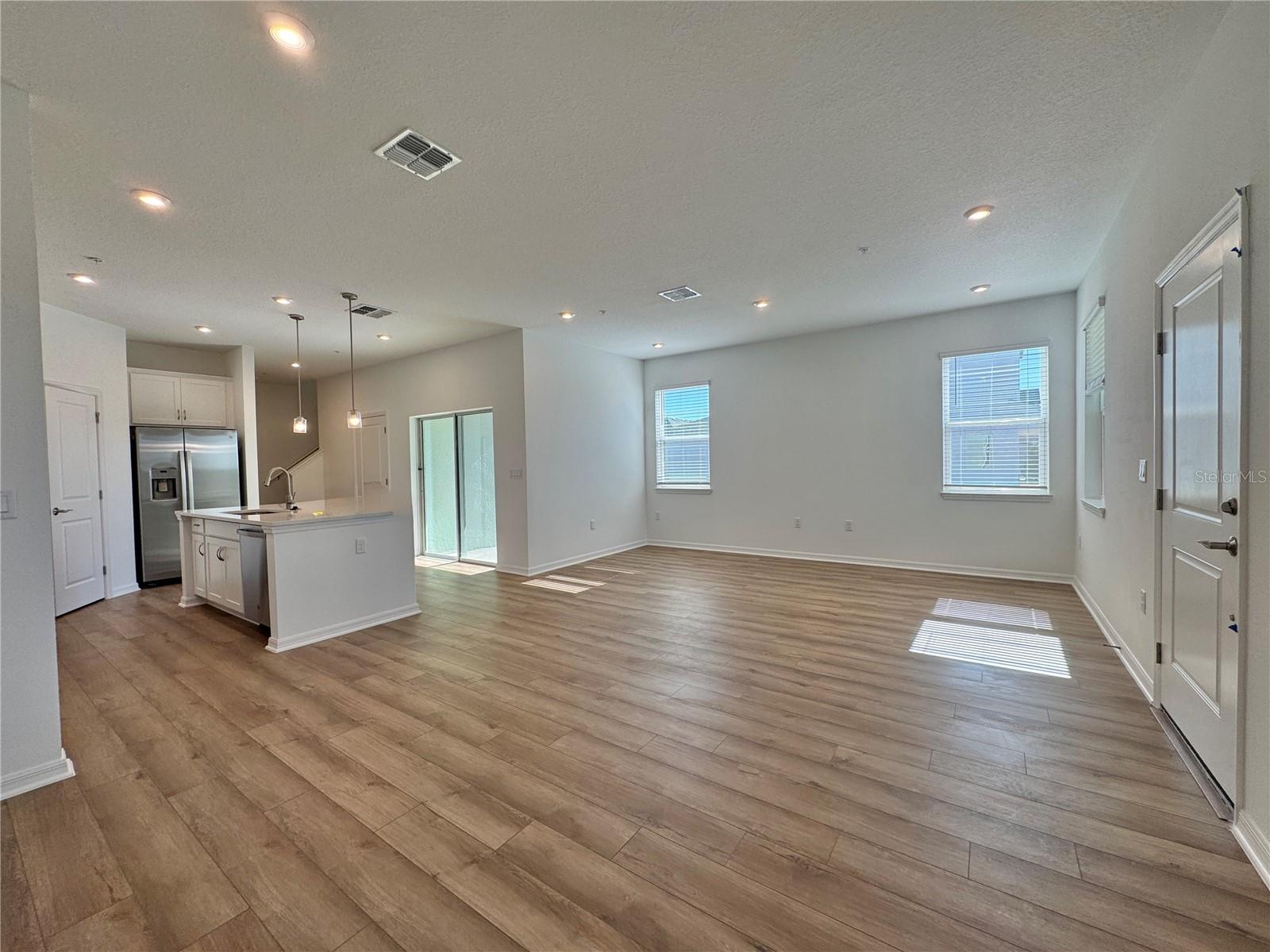 Image 4 of 21 For 301 Platform Lane