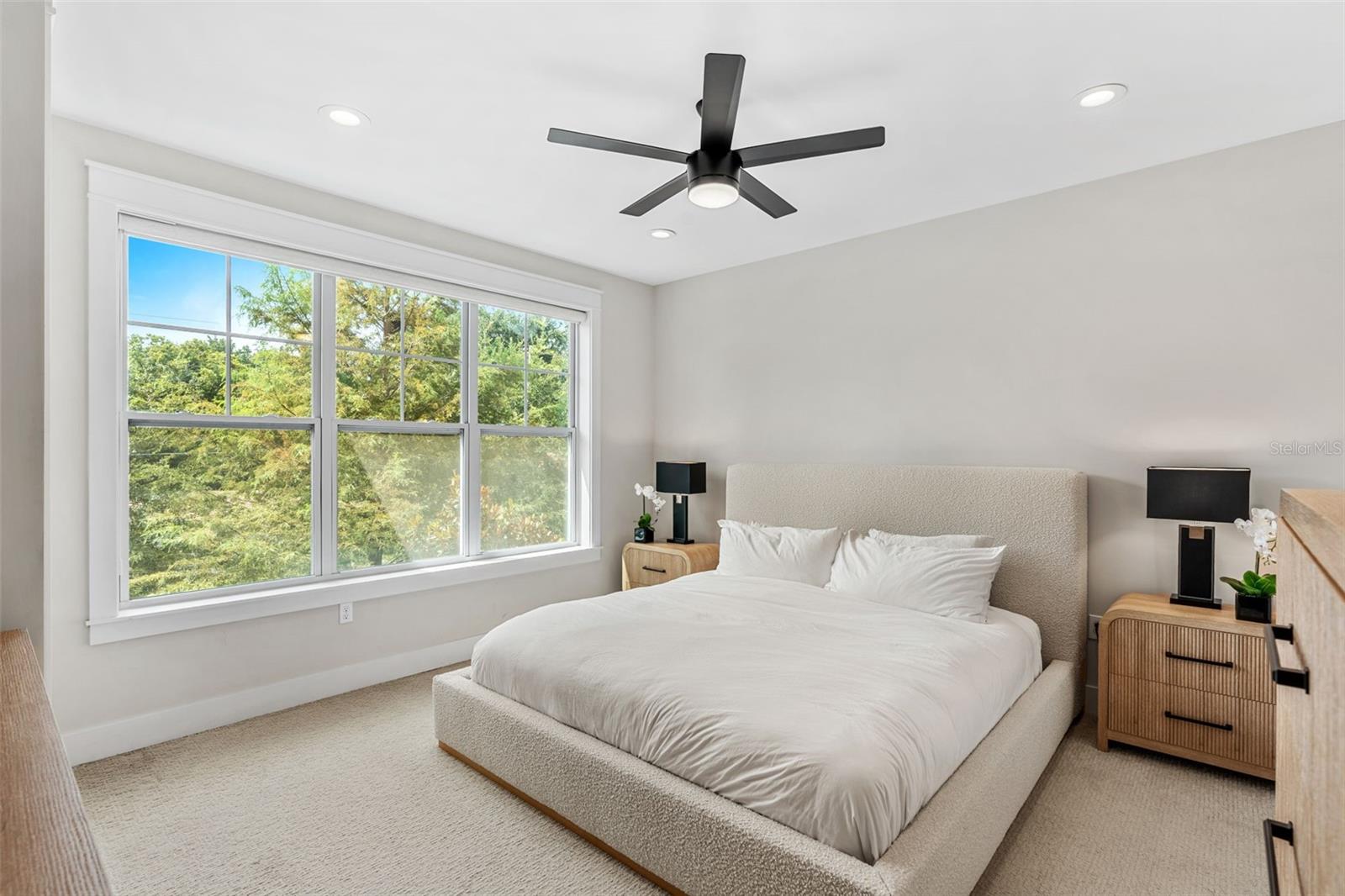 Image 15 of 24 For 1275 Michigan Avenue