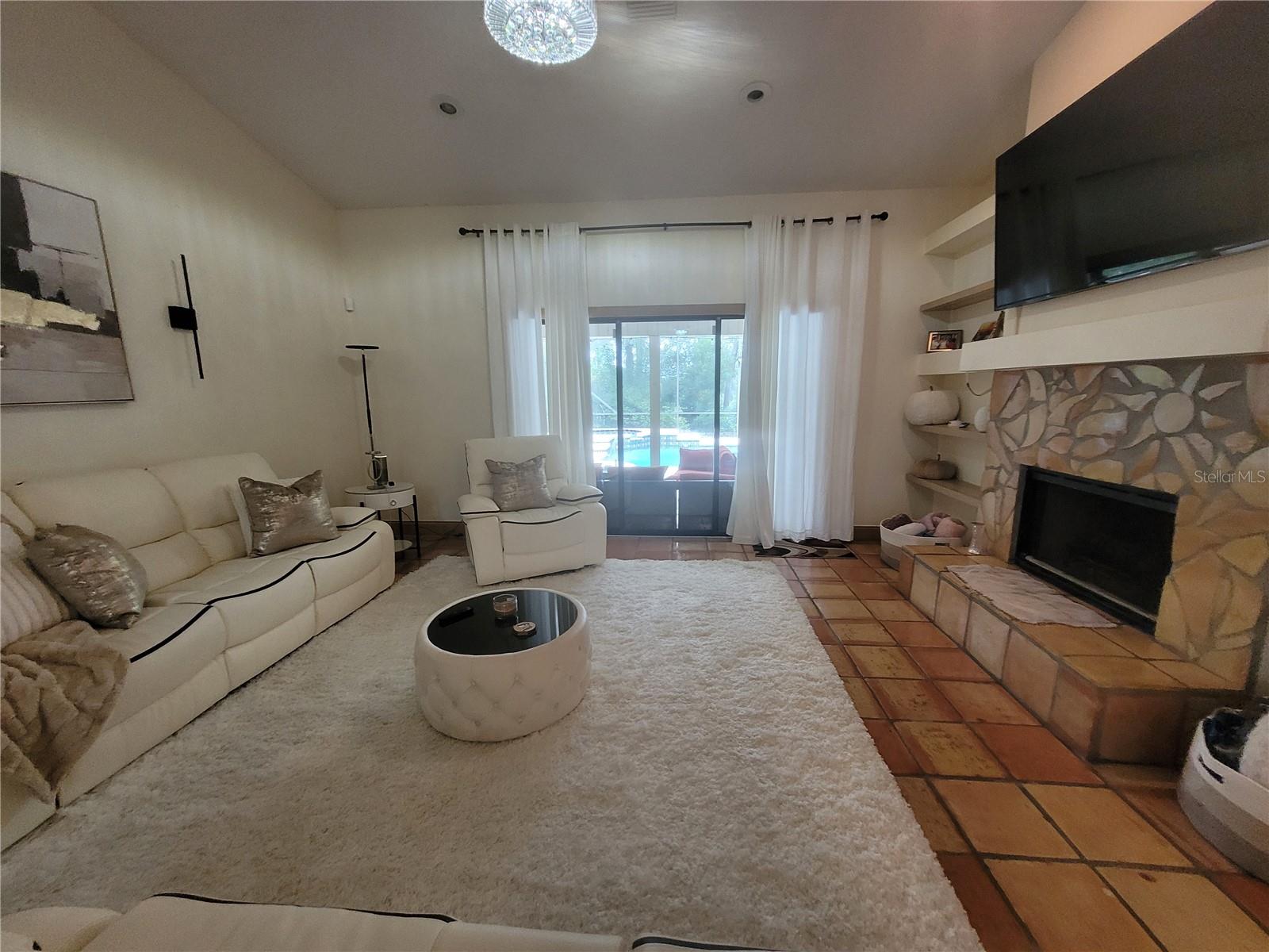 Image 23 of 36 For 1057 Torchwood Drive