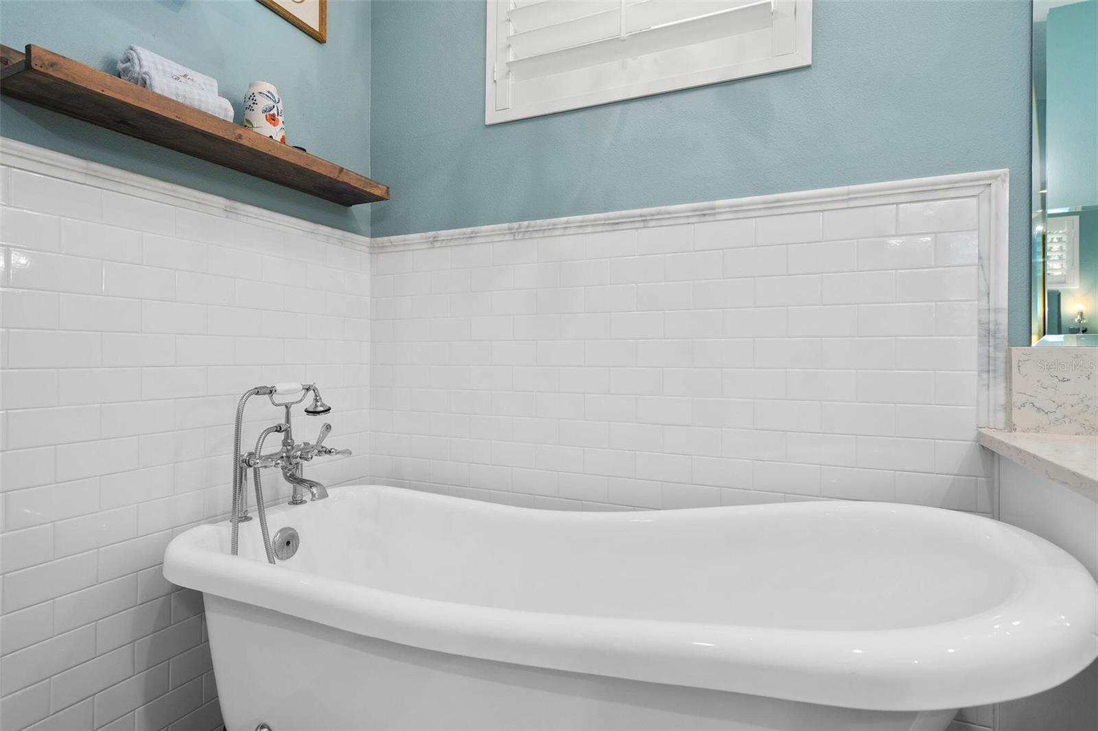 Image 39 of 51 For 613 Bonita Road