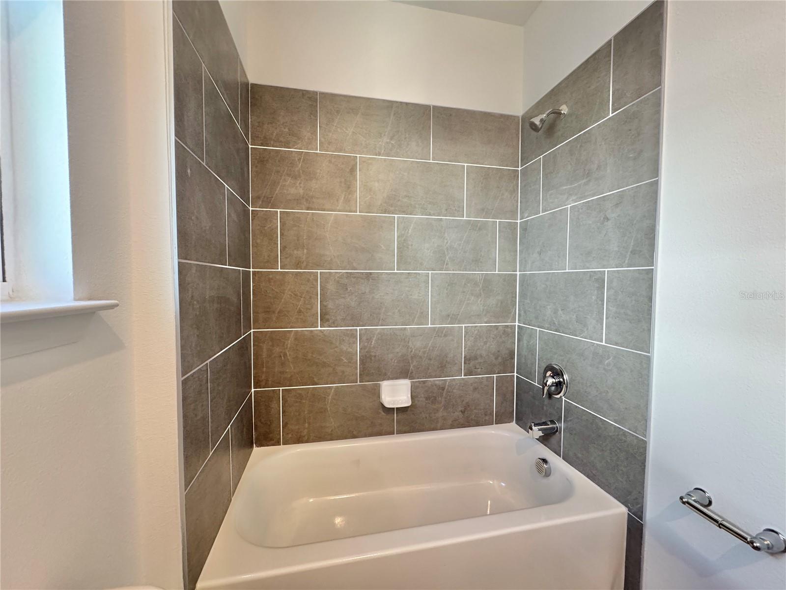 Image 19 of 23 For 313 Platform Lane