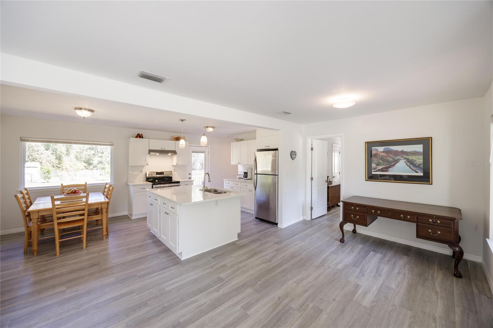 Image 11 of 41 For 6320 91st Trail