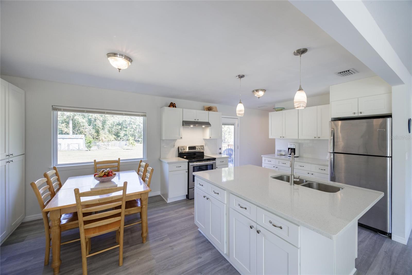 Image 13 of 41 For 6320 91st Trail