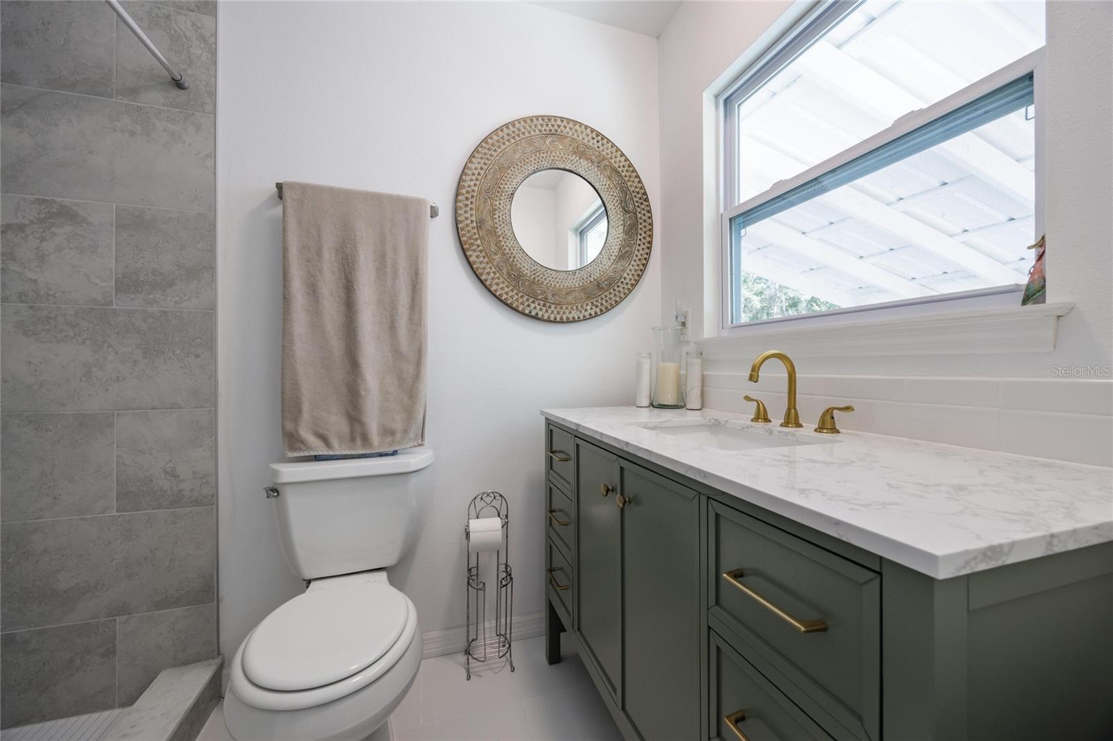 Image 20 of 41 For 6320 91st Trail