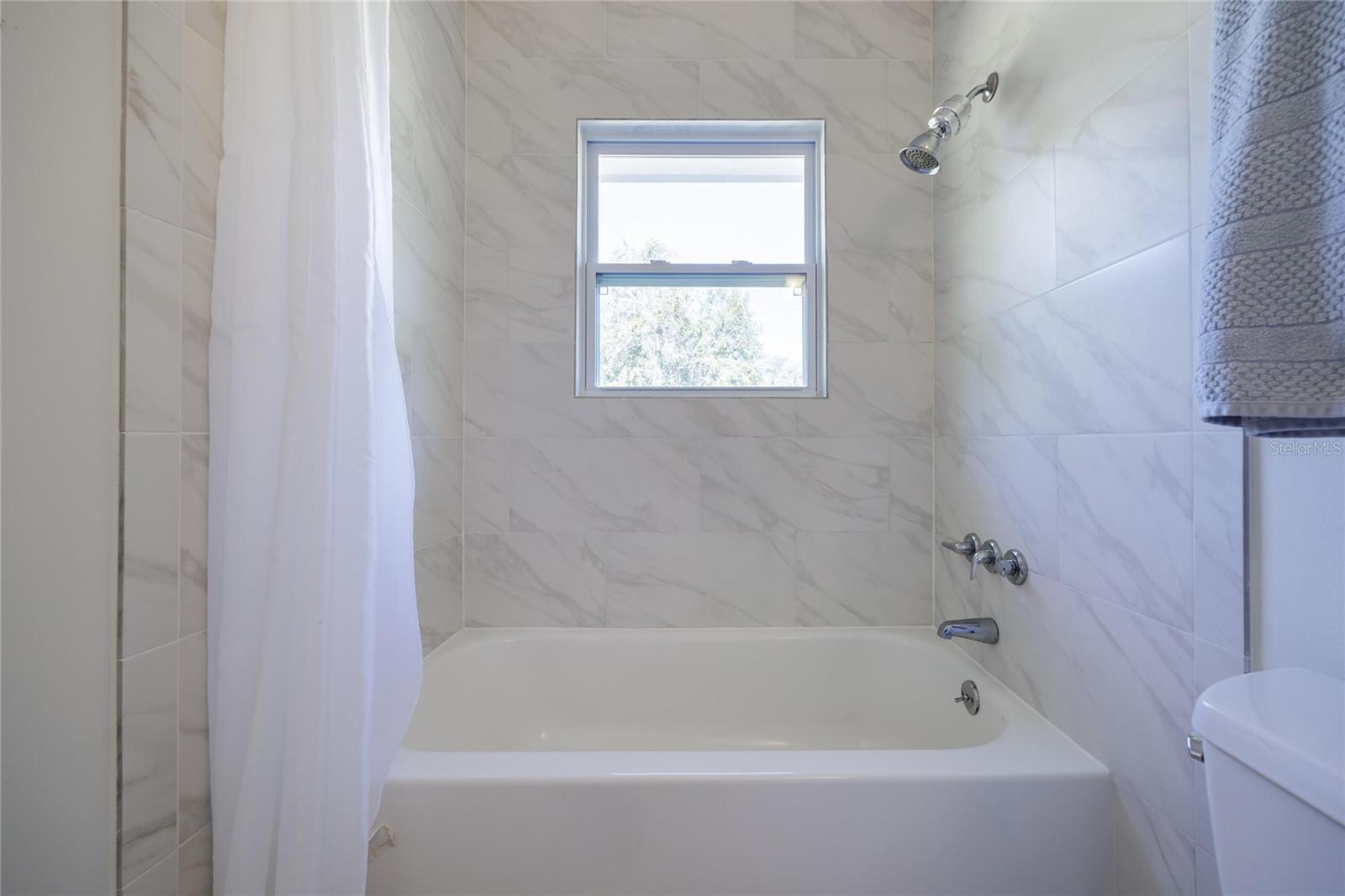 Image 24 of 41 For 6320 91st Trail