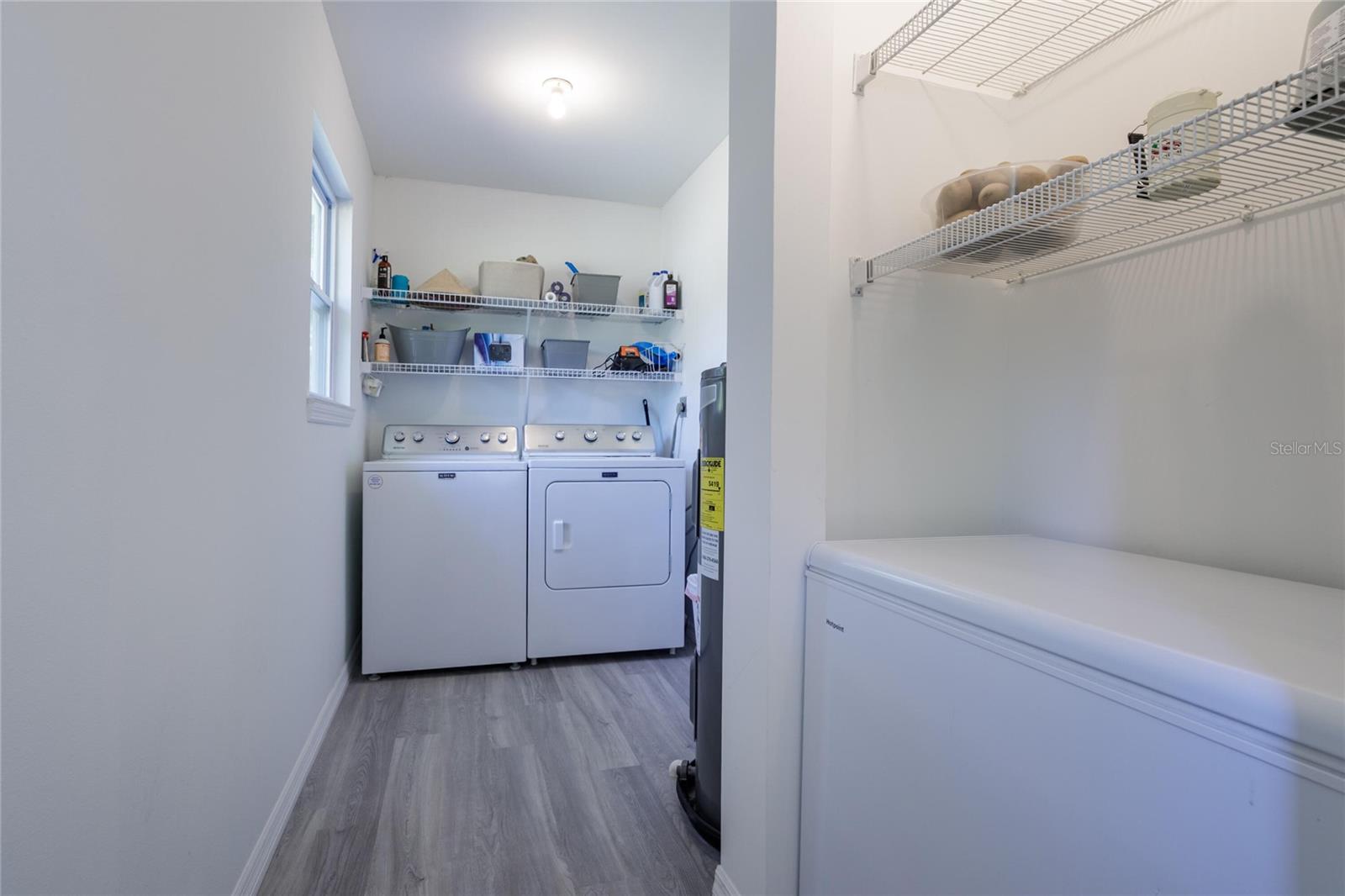 Image 27 of 41 For 6320 91st Trail