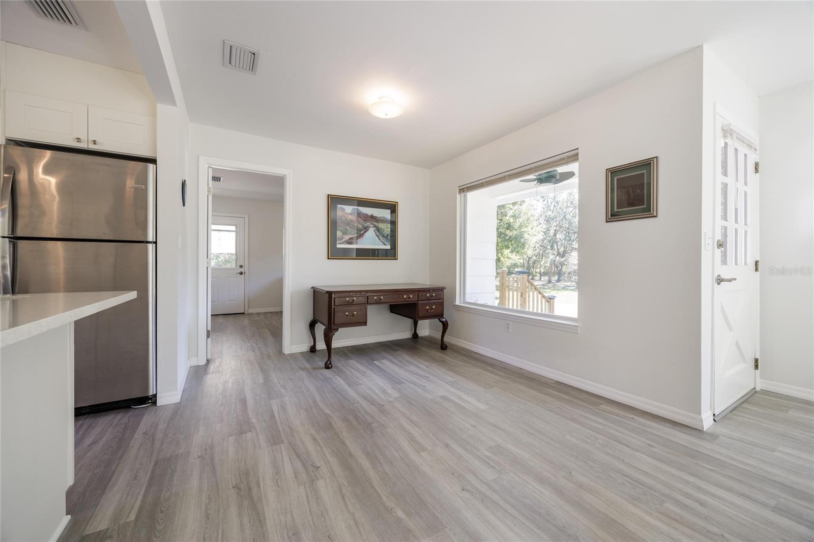 Image 8 of 41 For 6320 91st Trail