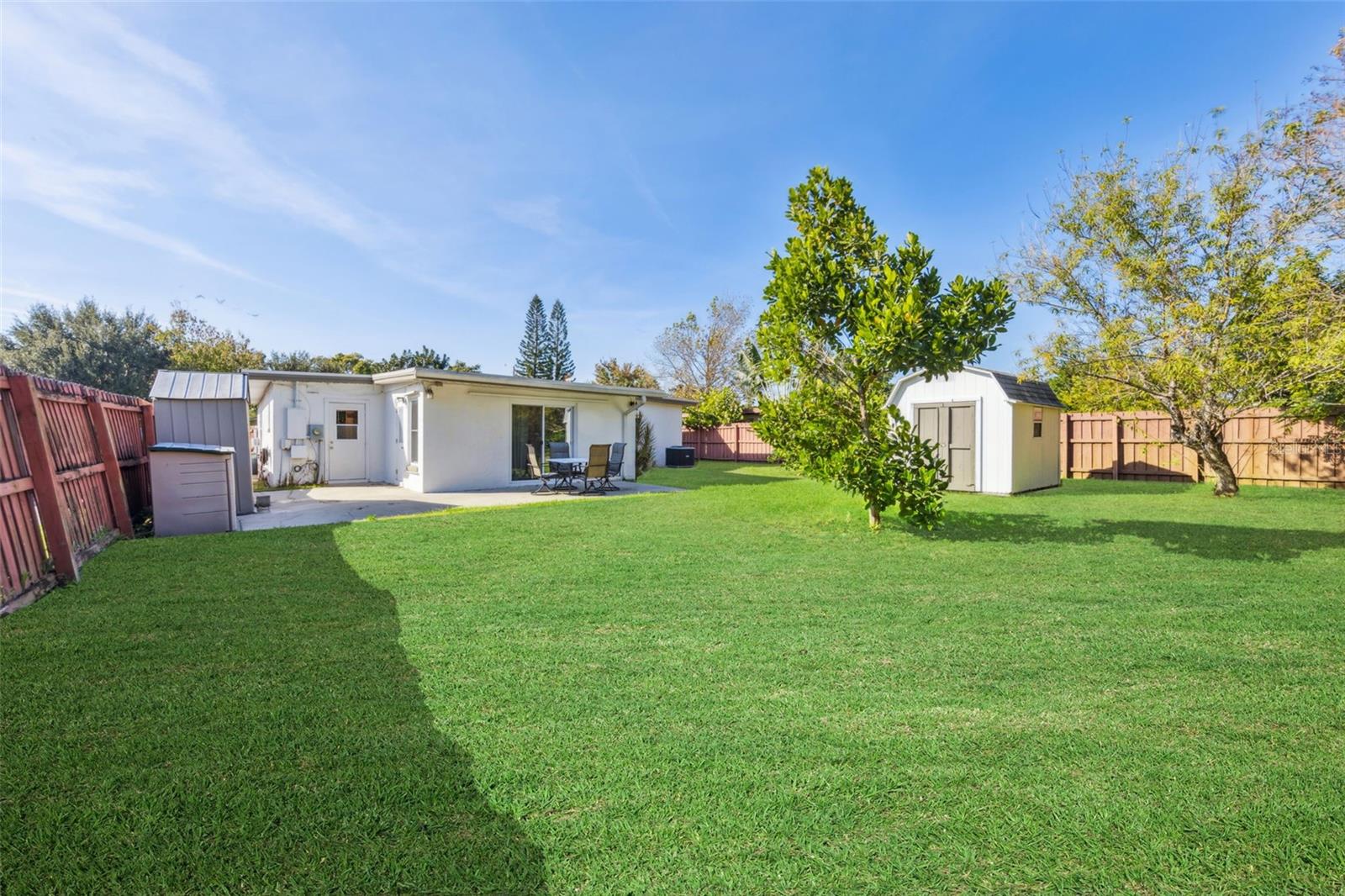 Image 17 of 19 For 4126 Montrose Court