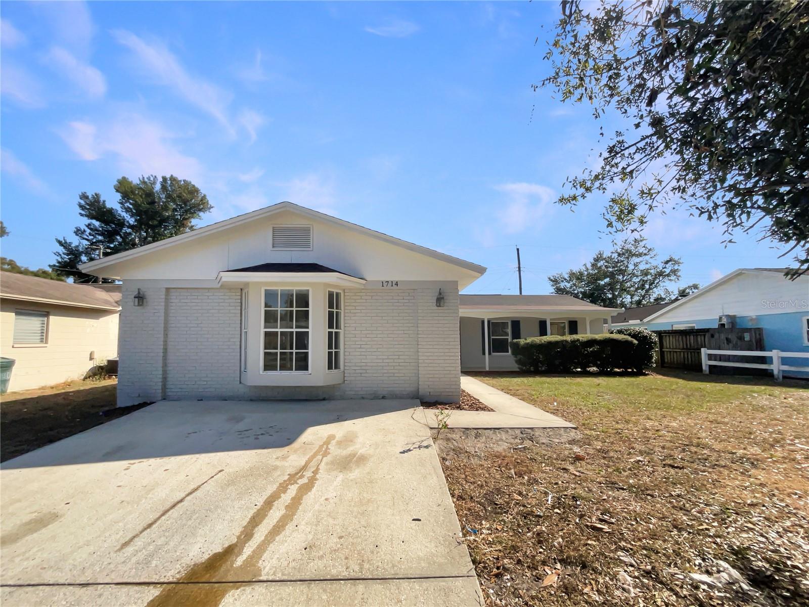 Image 22 of 23 For 1714 Sanchez Avenue