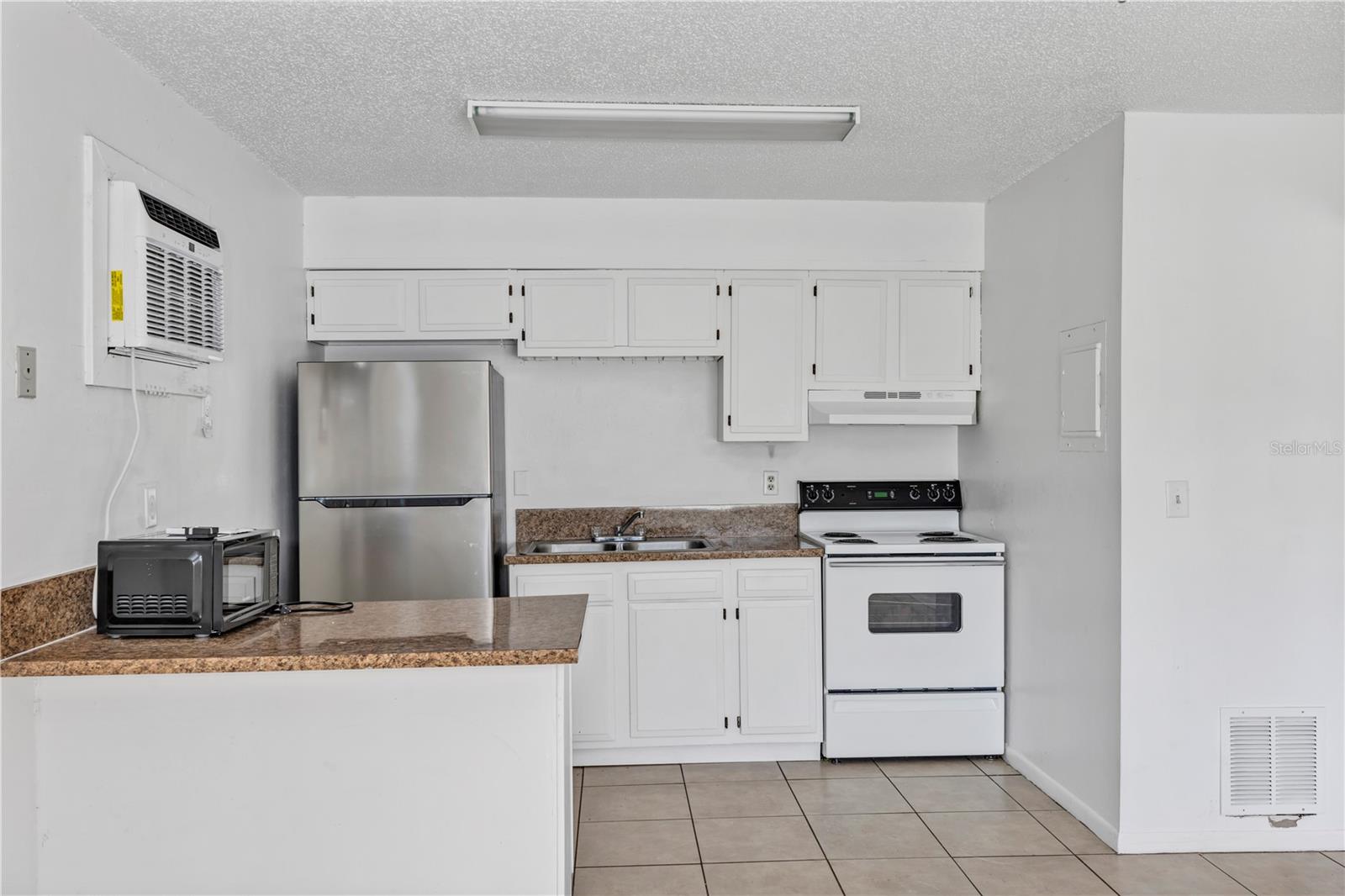 Image 4 of 32 For 506 28th Avenue