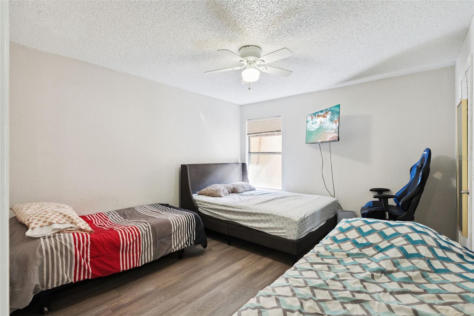 Image 14 of 39 For 5120 Conroy Rd 28