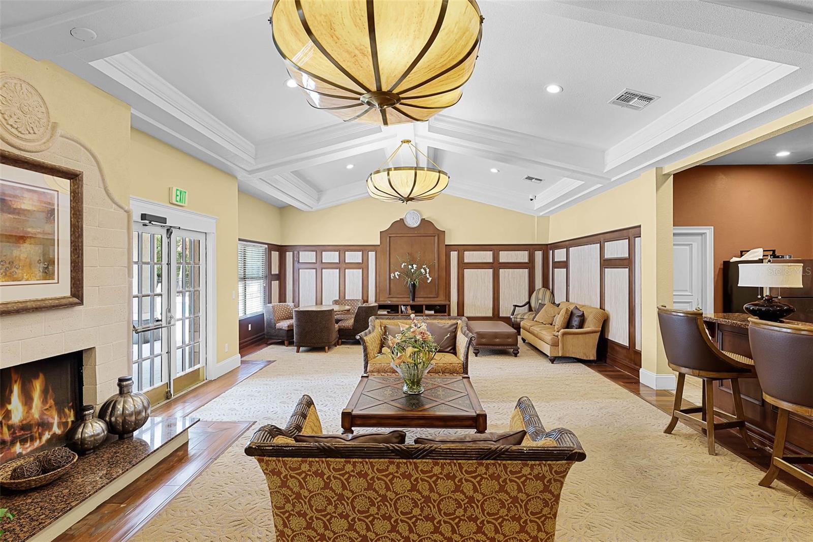 Image 24 of 39 For 5120 Conroy Rd 28