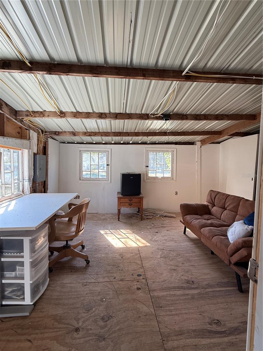 Image 28 of 31 For 650 9th Street Ne