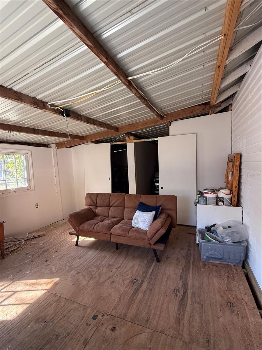 Image 29 of 31 For 650 9th Street Ne