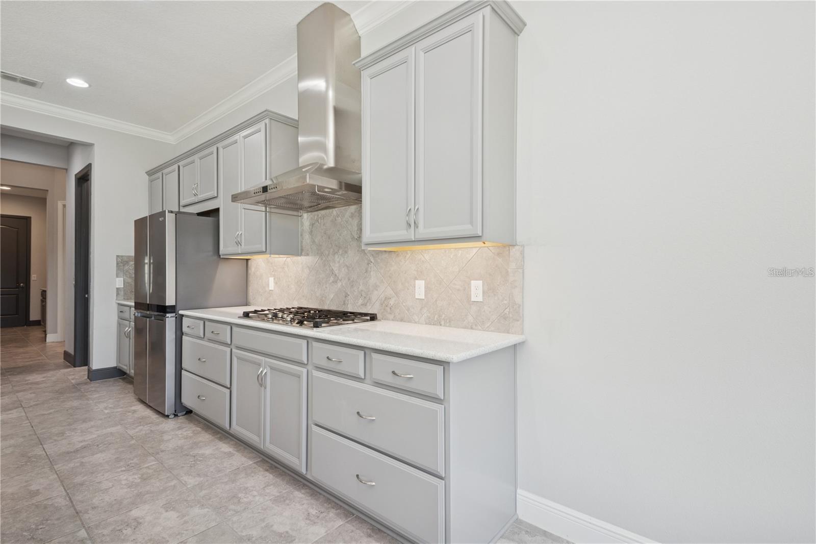 Image 10 of 42 For 7031 Billie Court