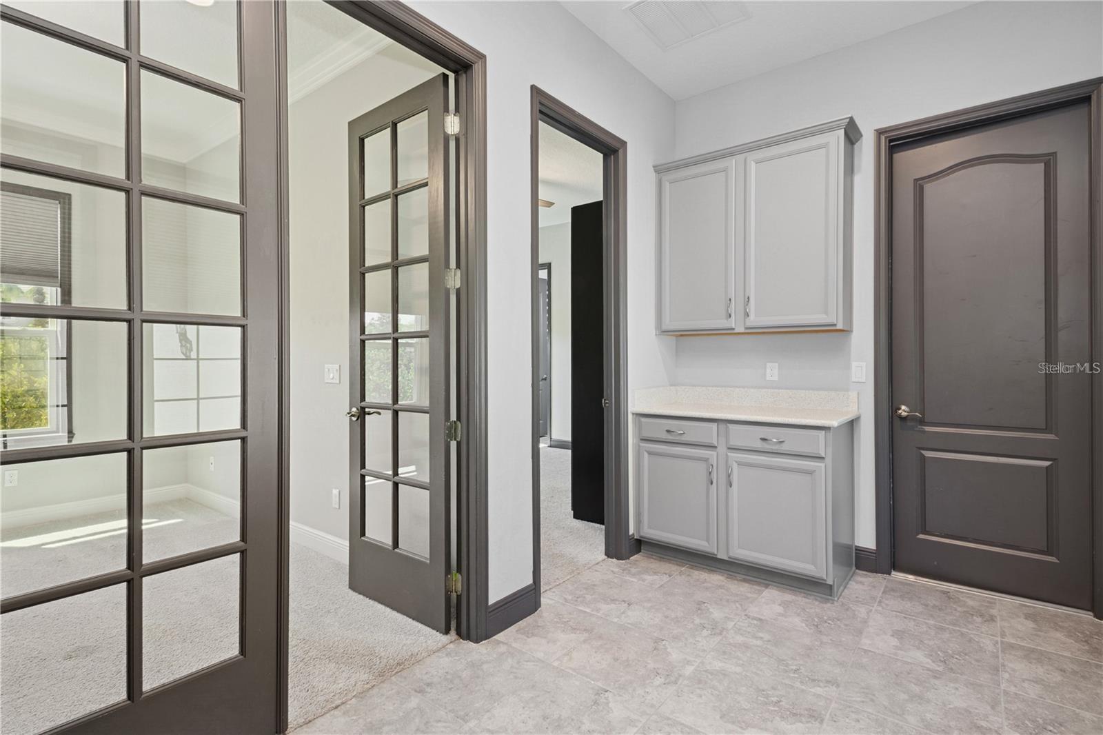 Image 33 of 42 For 7031 Billie Court