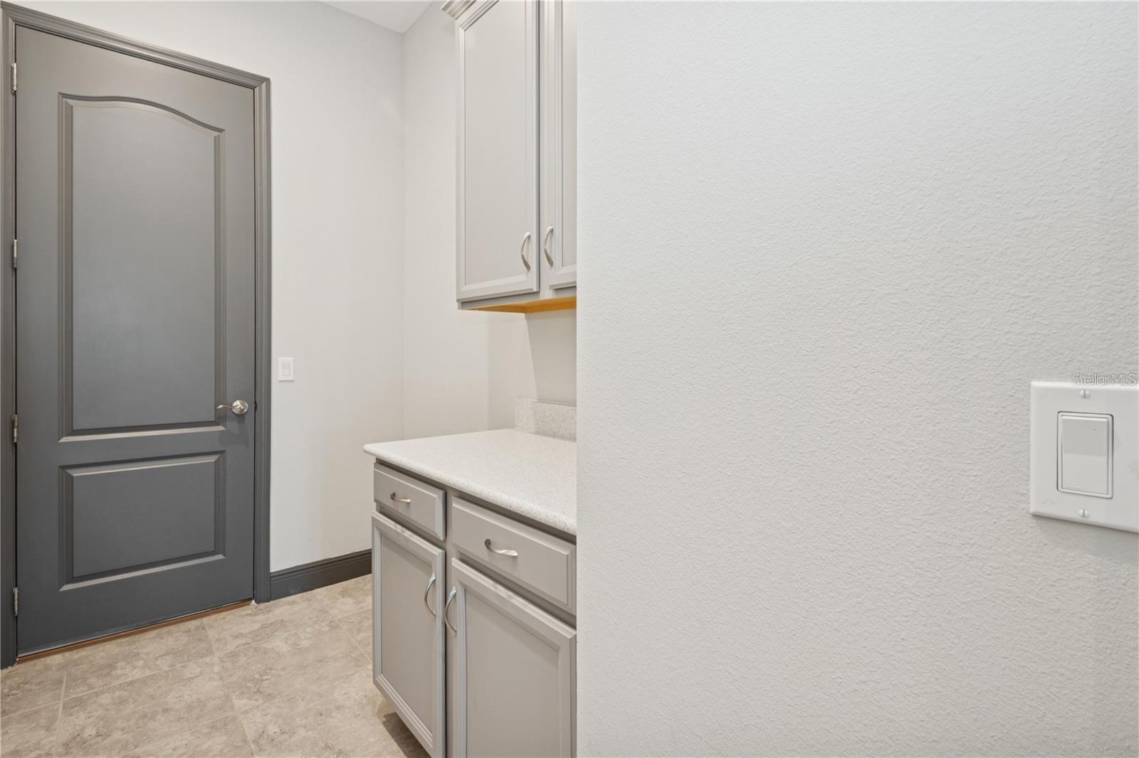 Image 39 of 42 For 7031 Billie Court