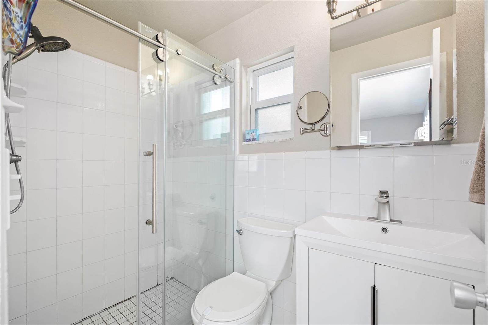 Image 17 of 31 For 3207 Lowndes Drive