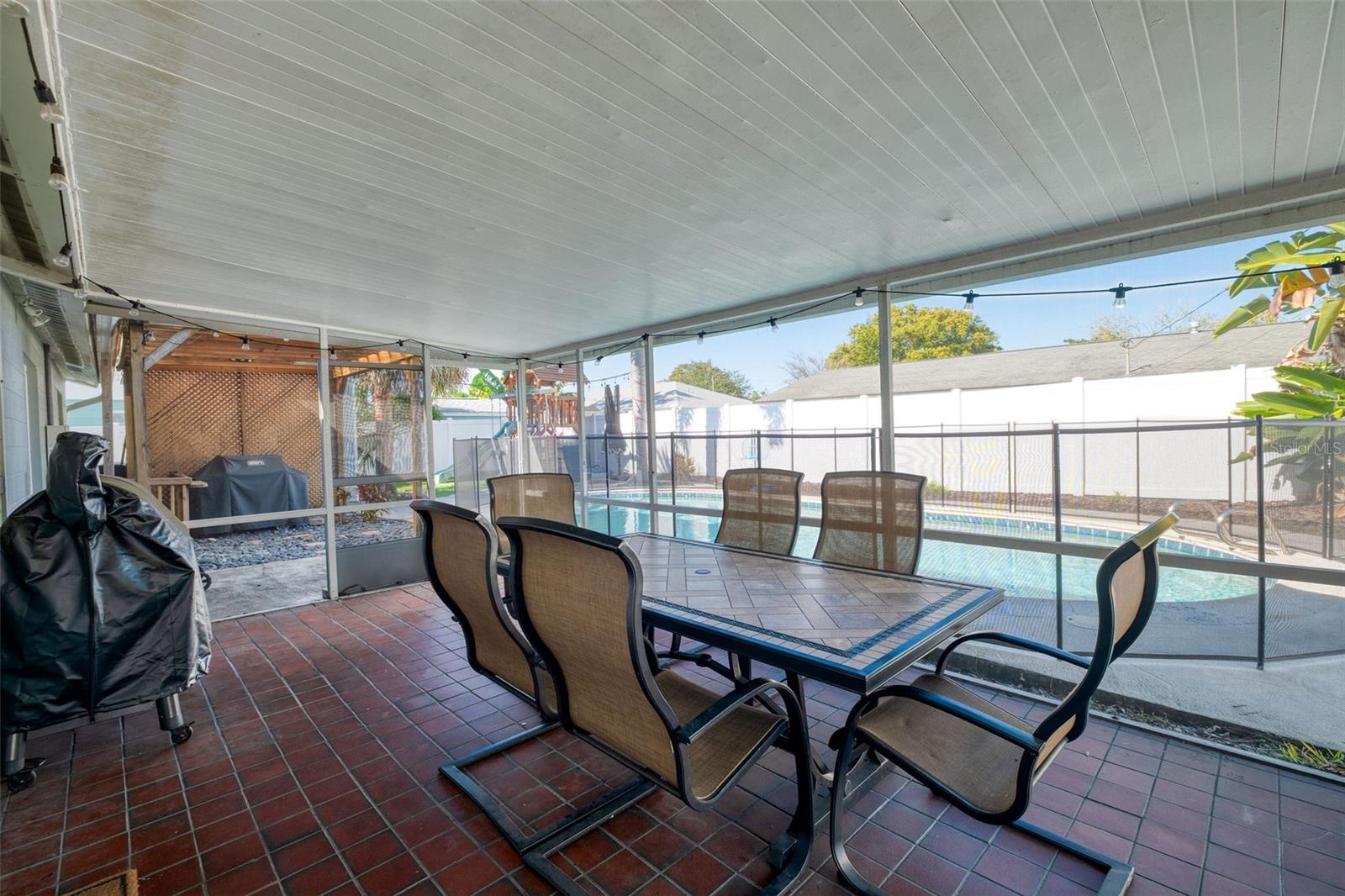 Image 25 of 31 For 3207 Lowndes Drive