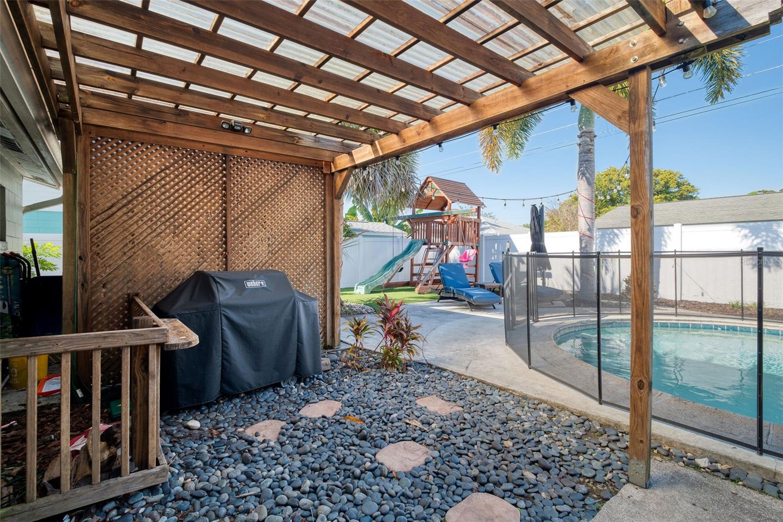 Image 26 of 31 For 3207 Lowndes Drive