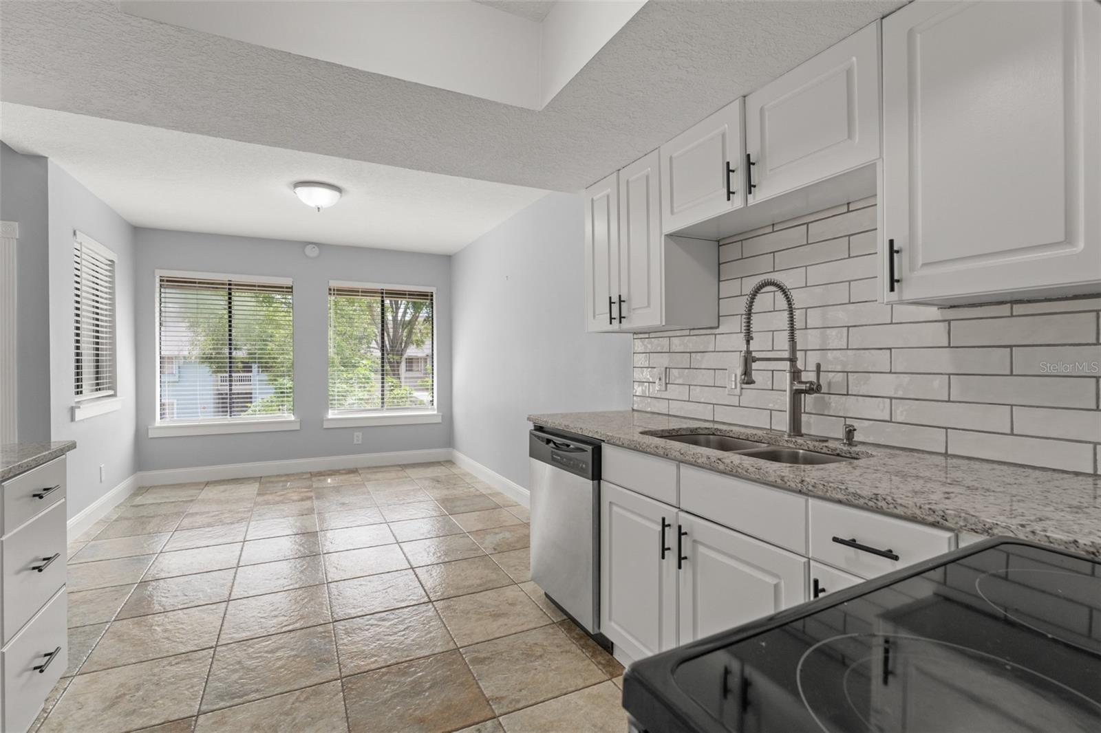 Image 13 of 35 For 262 Orienta Point Street 1