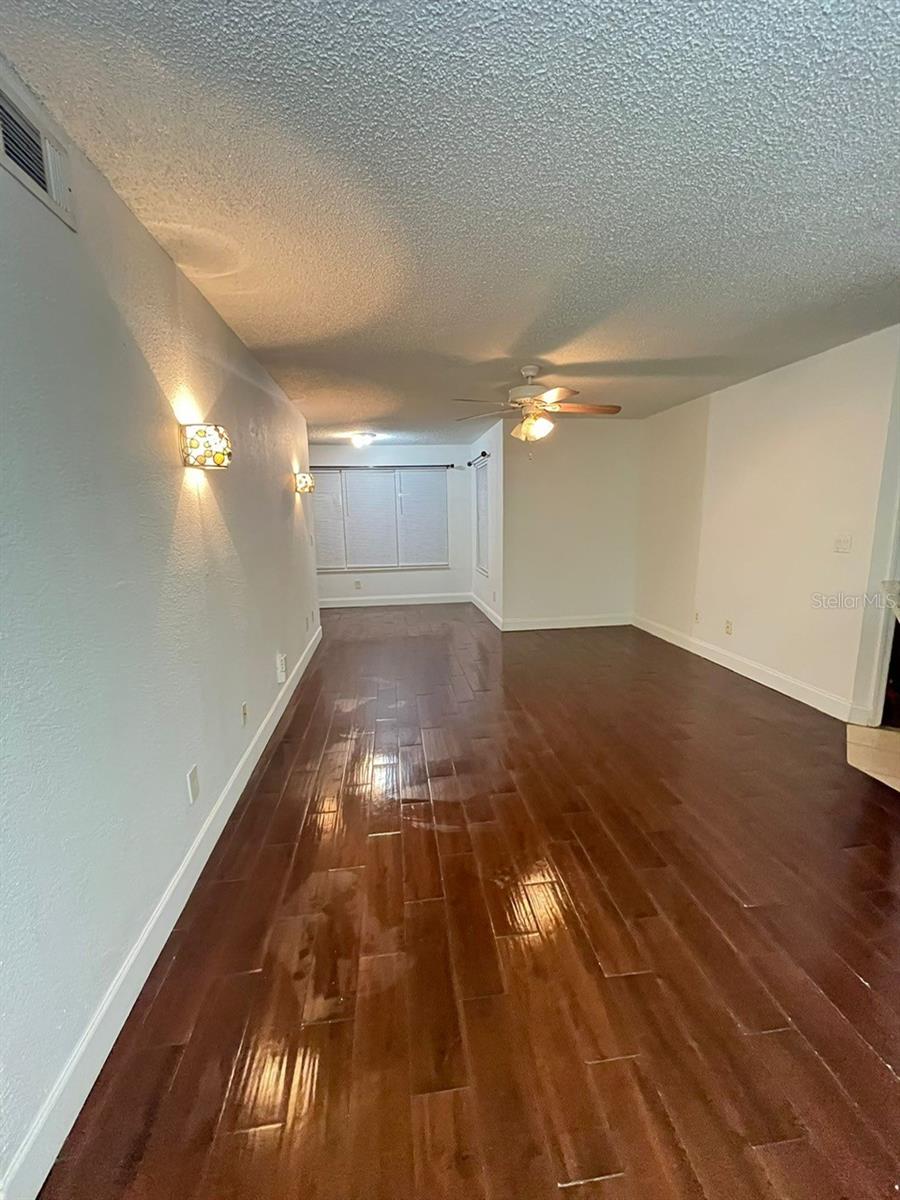 Image 11 of 21 For 5773 Gatlin Avenue 617