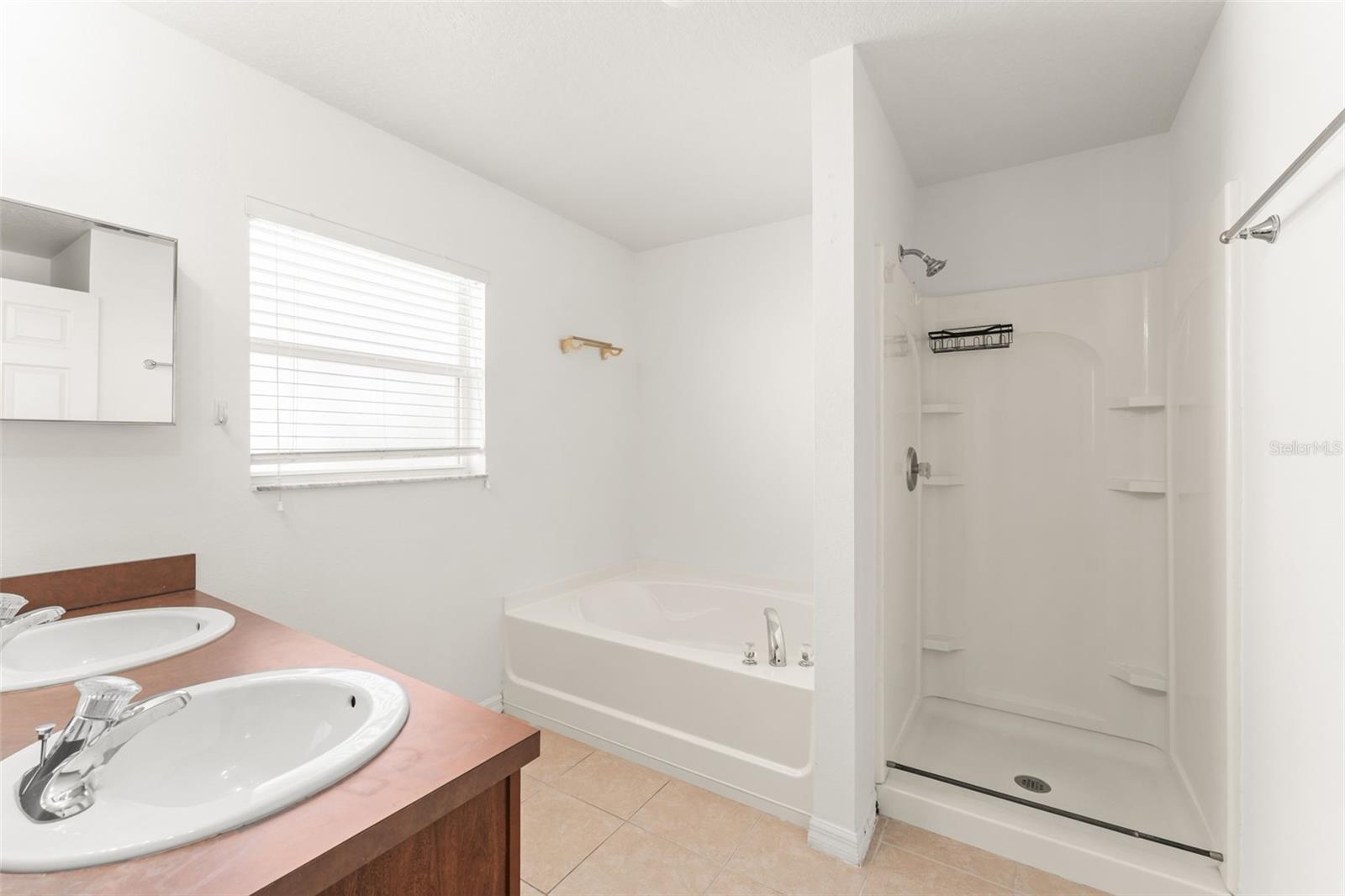 Image 12 of 40 For 15431 Perdido Drive