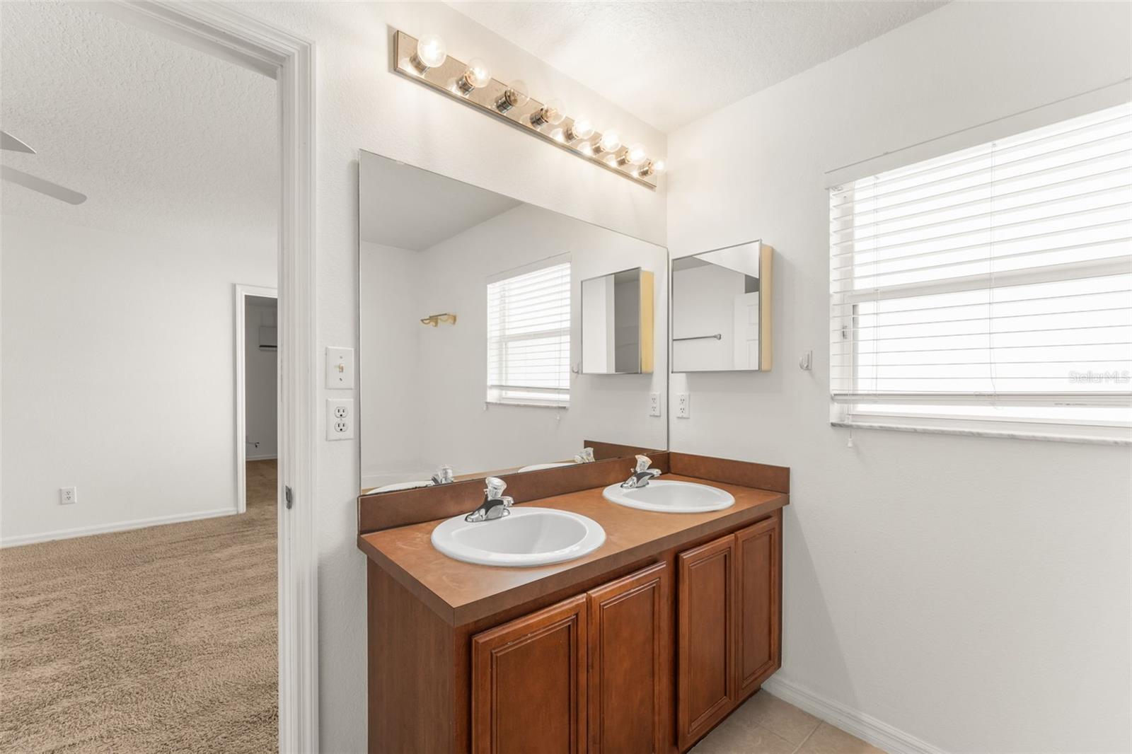 Image 13 of 40 For 15431 Perdido Drive