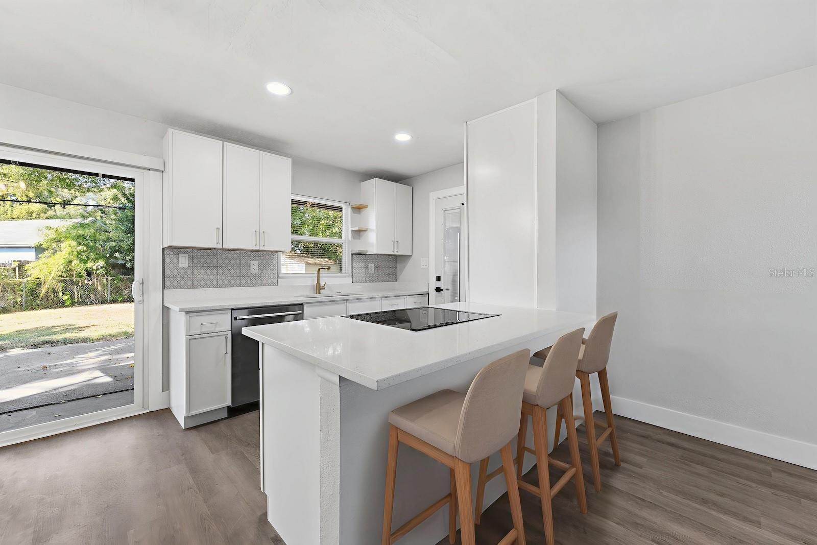 Image 7 of 19 For 5112 Cliveden Drive